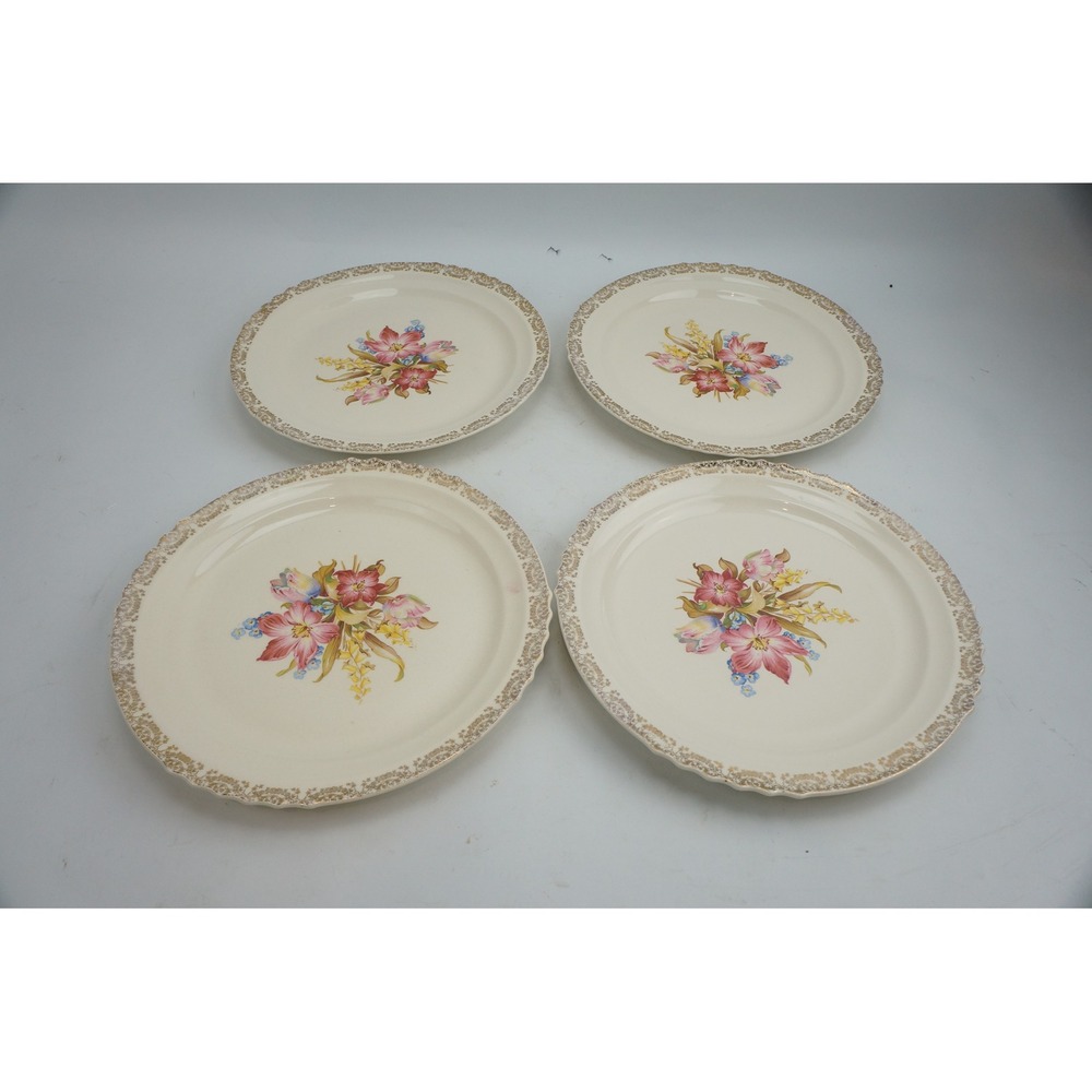 French Saxon China Dinner Plates Set of 4 Floral 22K Gold Trim Scalloped Good